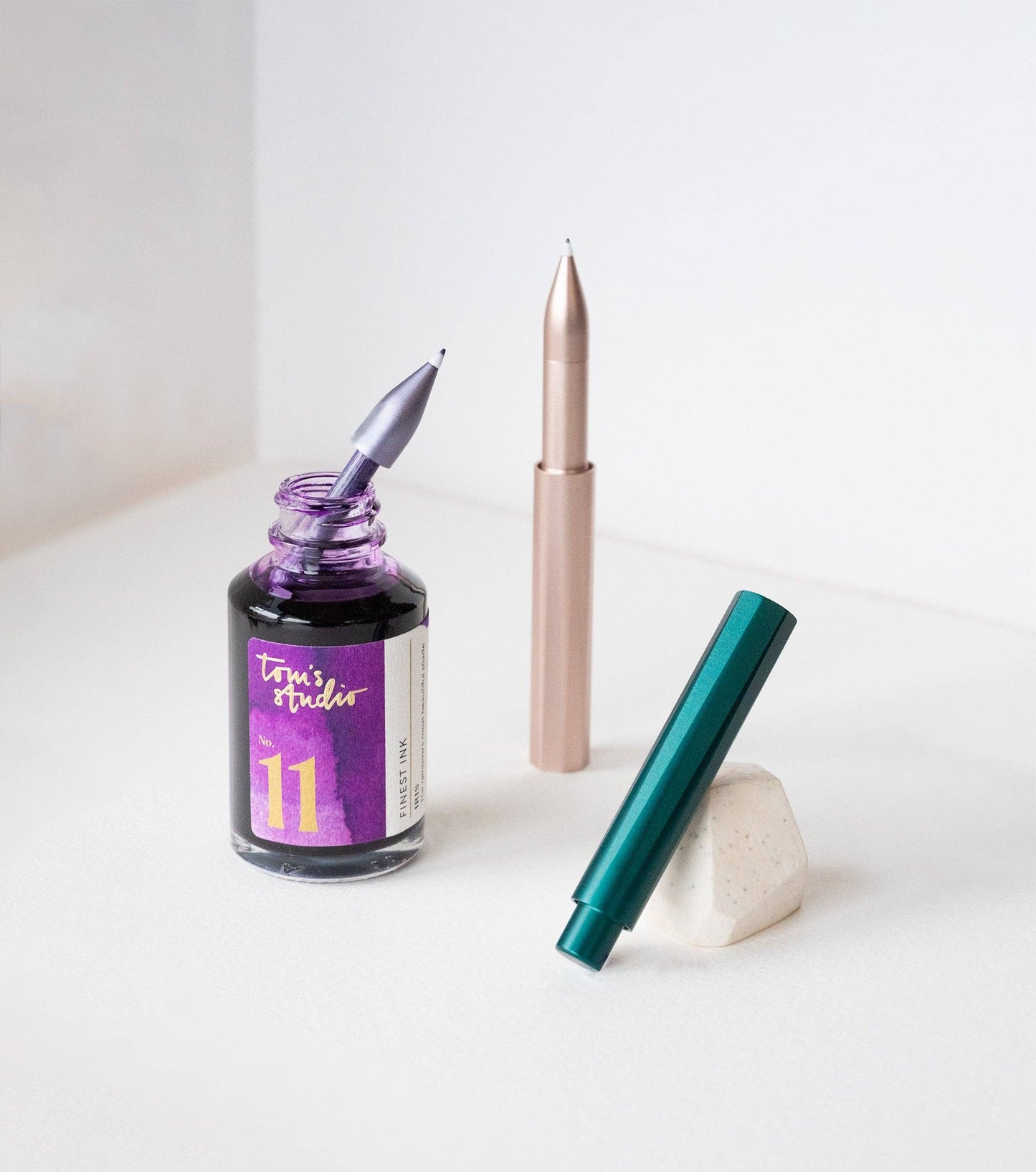 The Wren - Refillable Writing Pen: Blush